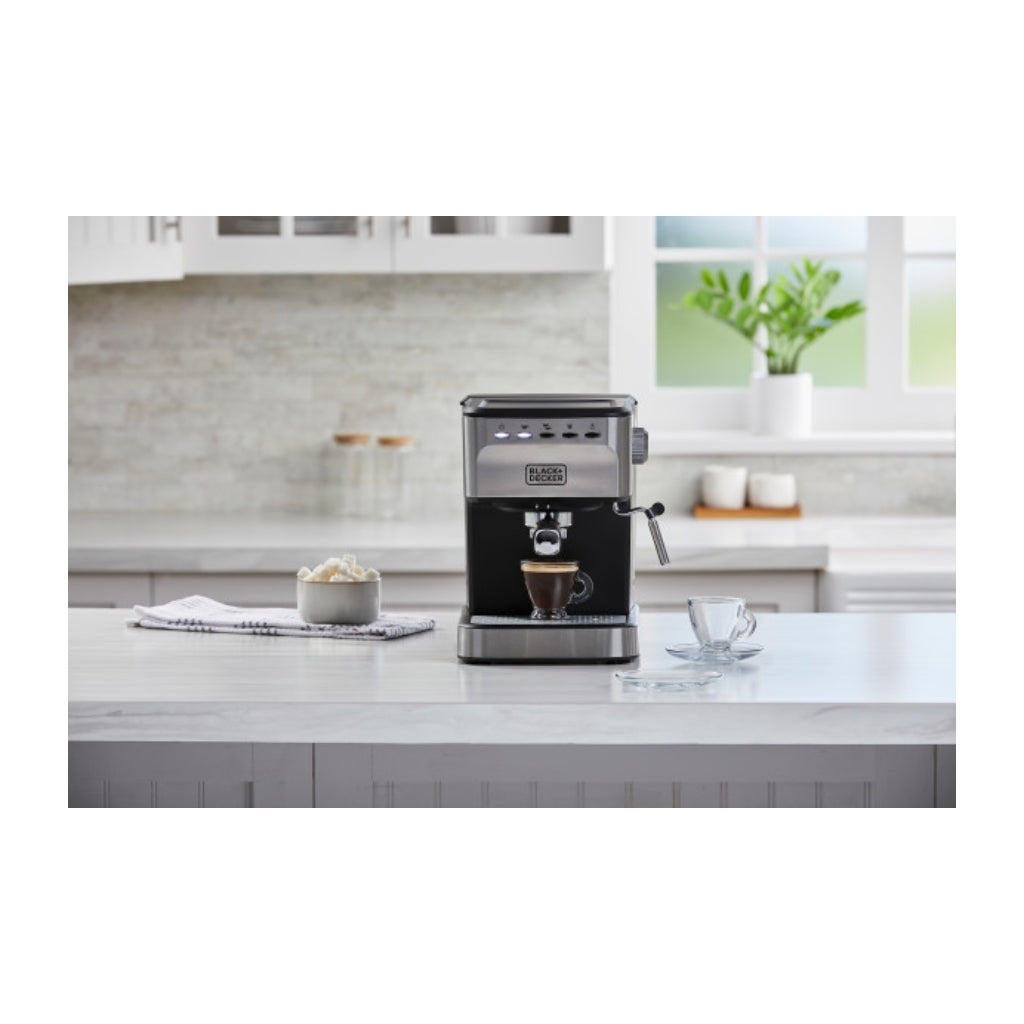 Black & Decker Máquina de Café Espresso Semiautomática (EM0312-0SDLA)