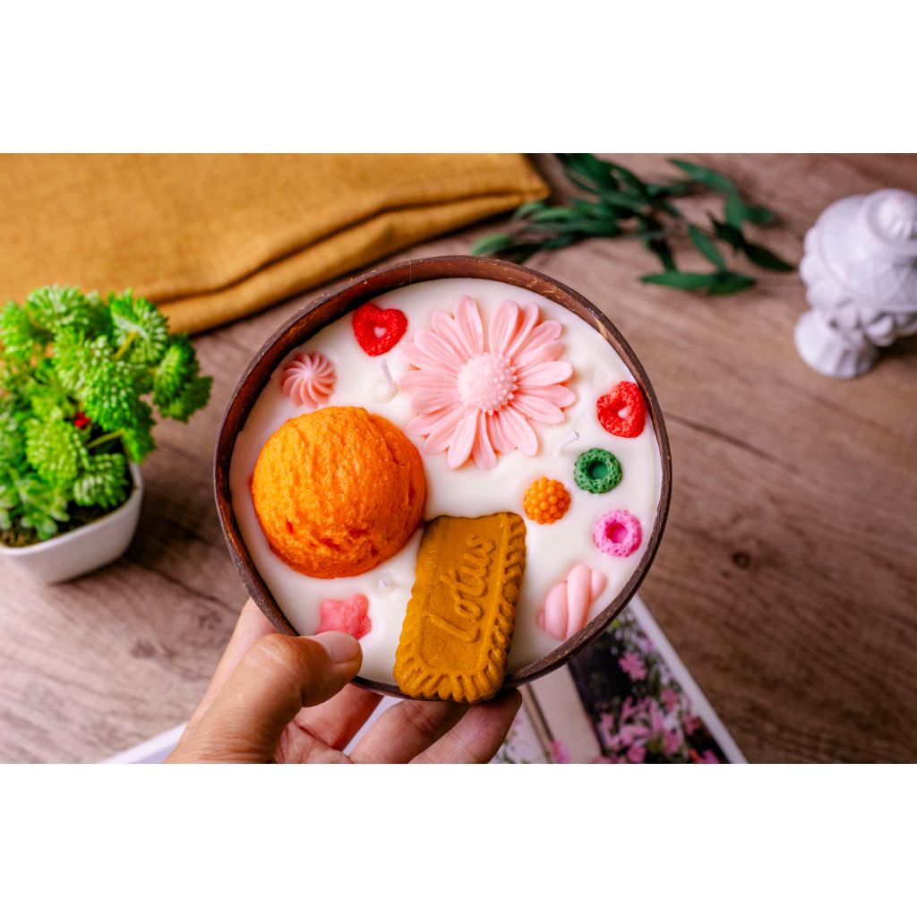 Miomu Vela Aromática Decorativa  Doble Mecha, Tropicalma